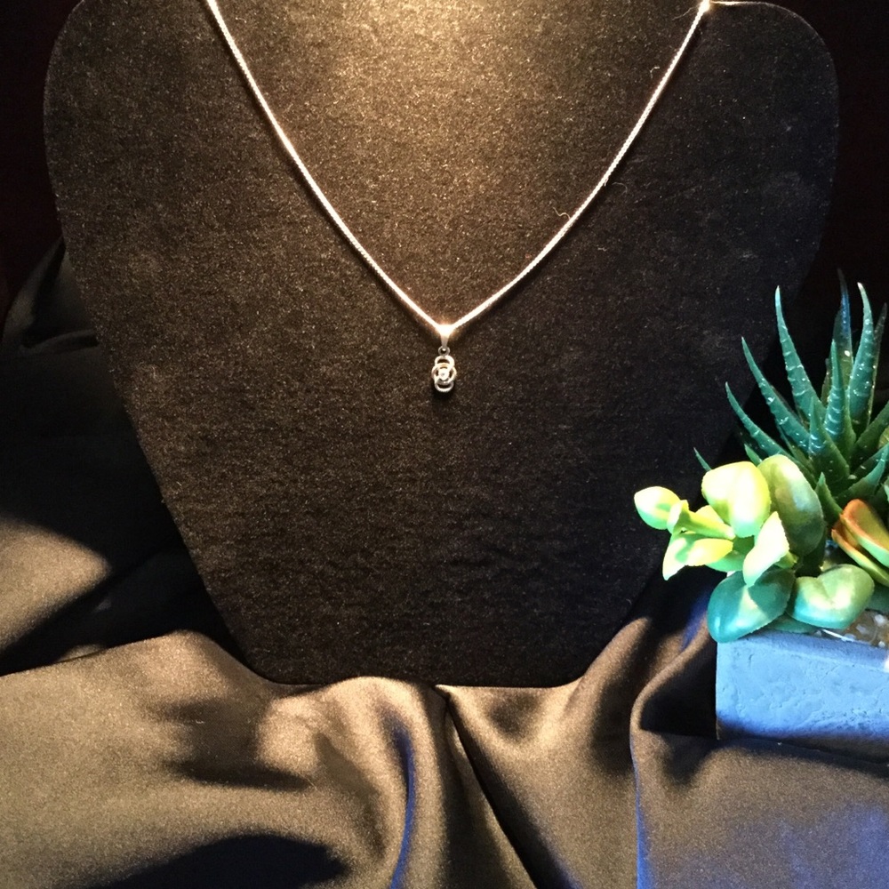 Delicate Italian Silver Necklace and Pendant